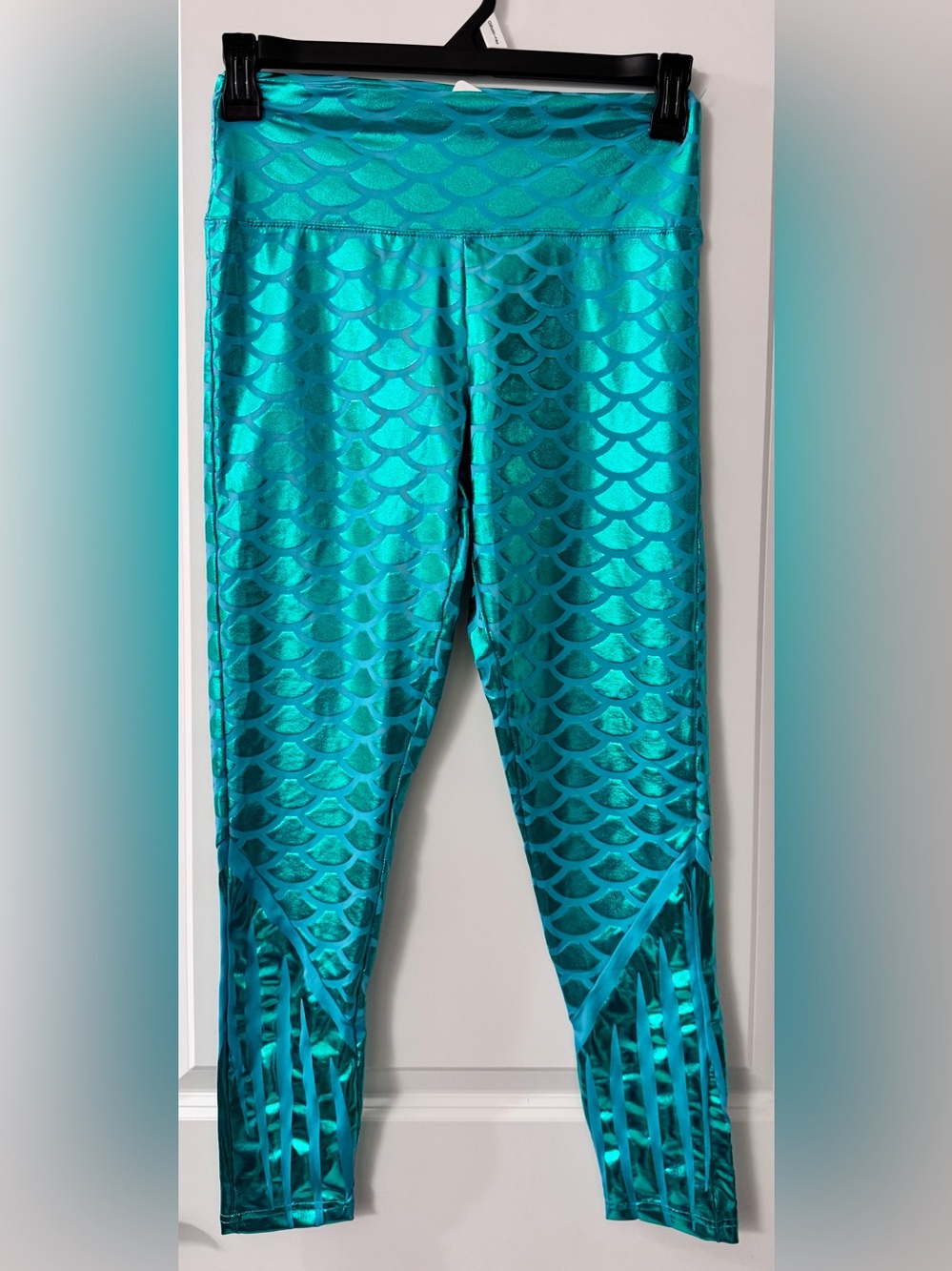 #z025 - Tipsy Elves Green Shiny Mermaid Full Length Leggings